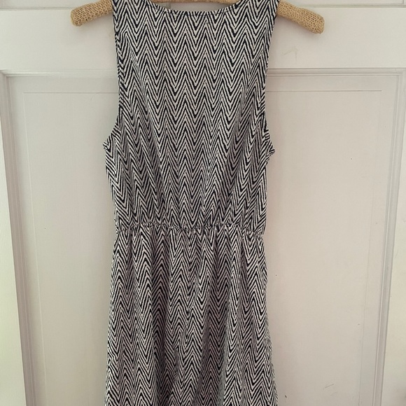 Rosebud Black and White Romper - Picture 3 of 4